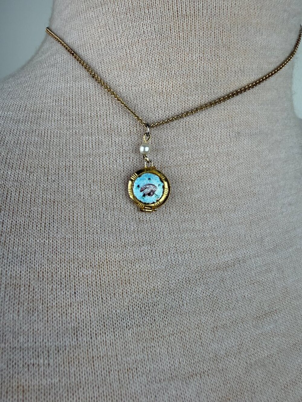 Vintage Guilloche Enamel Flower Floral Locket Necklace Gold Tone 16"